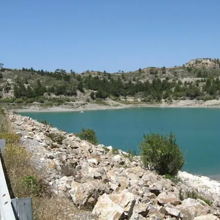 Star Sianna Village To Let *