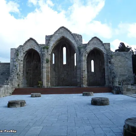 Star Sianna Village To Let *