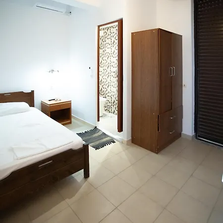 Star Sianna Village To Let