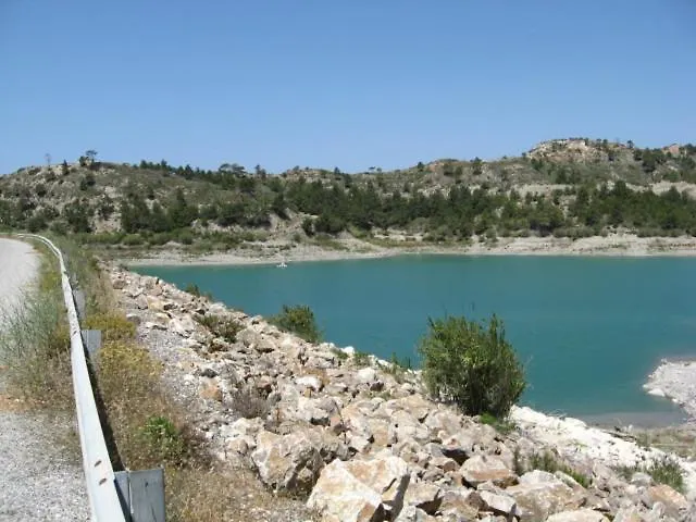 Star Sianna Village To Let *