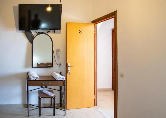 Star Sianna Village To Let Locanda