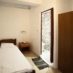 Star Sianna Village To Let 여관 *