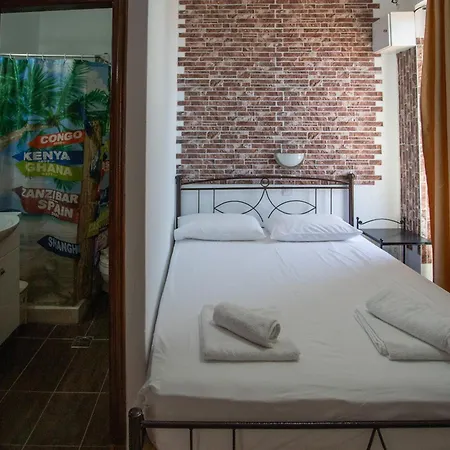 Star Sianna Village To Let *