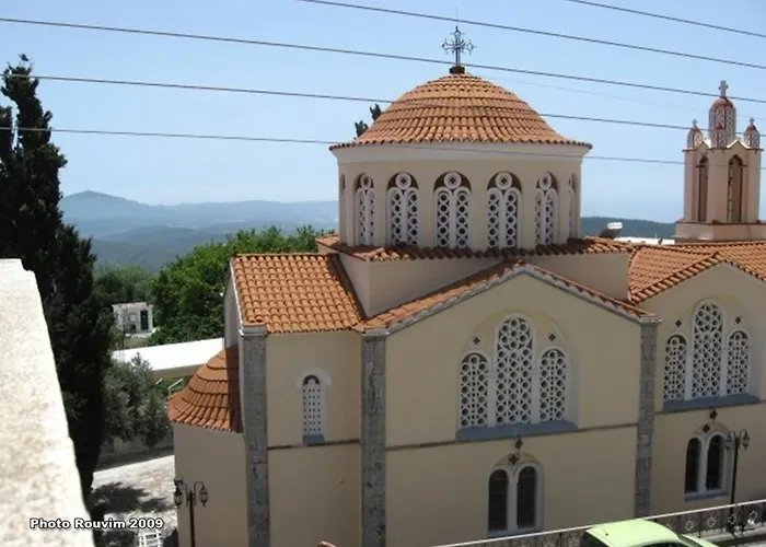 Inn Star Sianna Village To Let