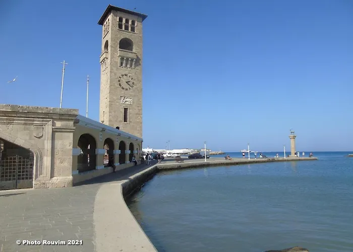 Star Sianna Village To Let Inn *