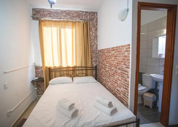 Inn Star Sianna Village To Let *