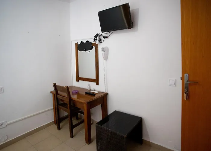 Star Sianna Village To Let * Siana