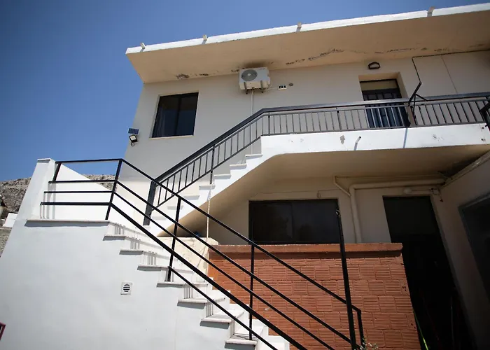 Star Sianna Village To Let * Siana